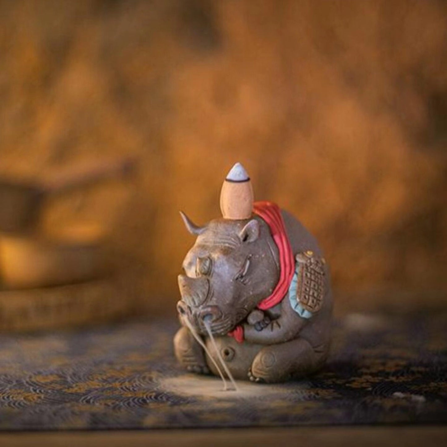 Back flow Incense Cone Holder,Tea pet |Modern minimalist decor | Gifts for Him Ornaments Gift for Tea Lovers(7cmX6.5cm)