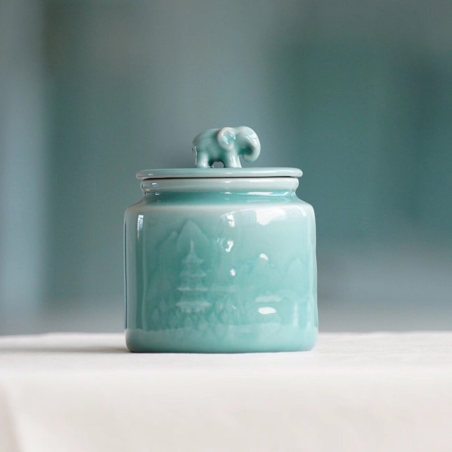 Tea Jar with Elephant Lid, Handcrafted Ceramic Storage Jar, 450ML West Lake Pagoda Design, Chinese Cultural Gift
