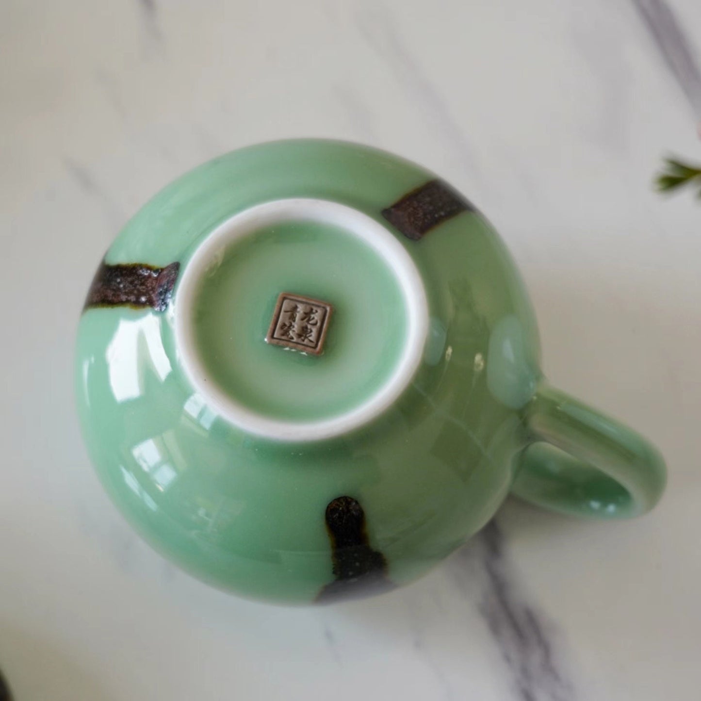 Pottery mug ，Ceramic Stoneware Mug， Tea Cup with Infuser Tea Mug with Lid，Tea Lover Gifts  (10-Ounce)