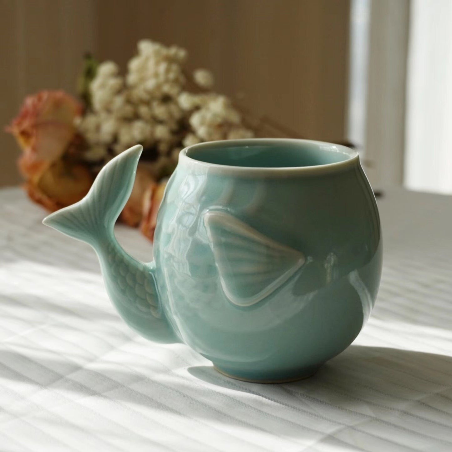 Handcrafted Whale Tail Ceramic Mug, 9.5oz Coffee Cup, Ocean Lover Gift, Cute Animal Mug, Unique Tea Cup, Gift for Her， Coastal Decor Mug