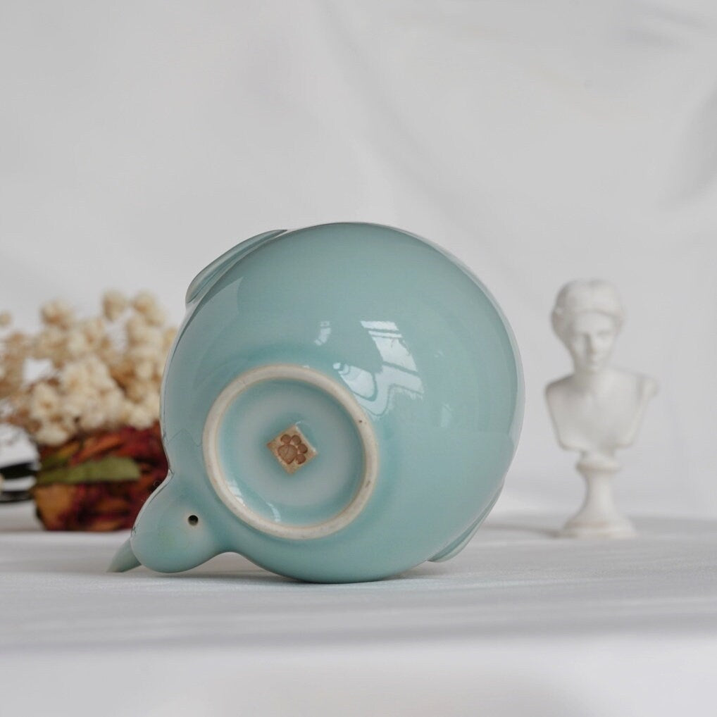 Handcrafted Whale Tail Ceramic Mug, 9.5oz Coffee Cup, Ocean Lover Gift, Cute Animal Mug, Unique Tea Cup, Gift for Her， Coastal Decor Mug