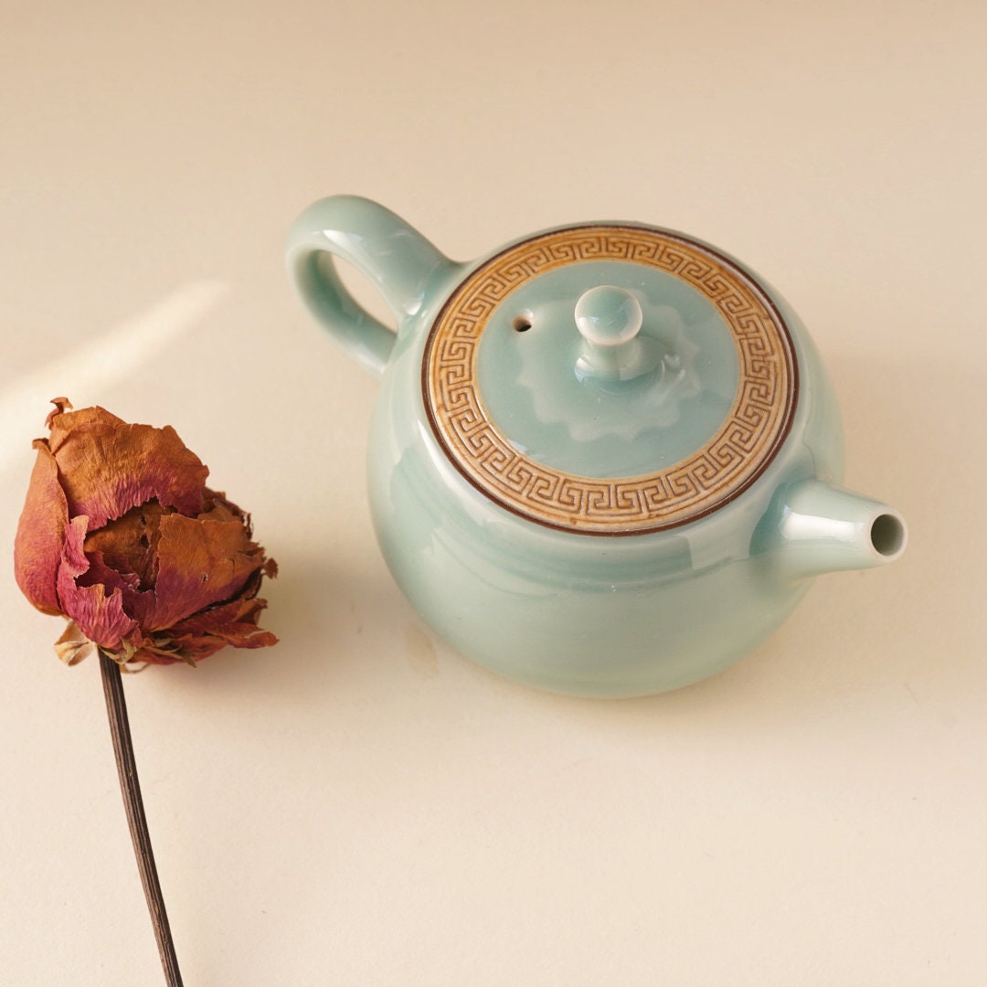 Ceramic  Porcelain Teapot|Pottery Teapot with Filter 6 OZ|Housewarming gift|Tea lovers gift|Gift for her