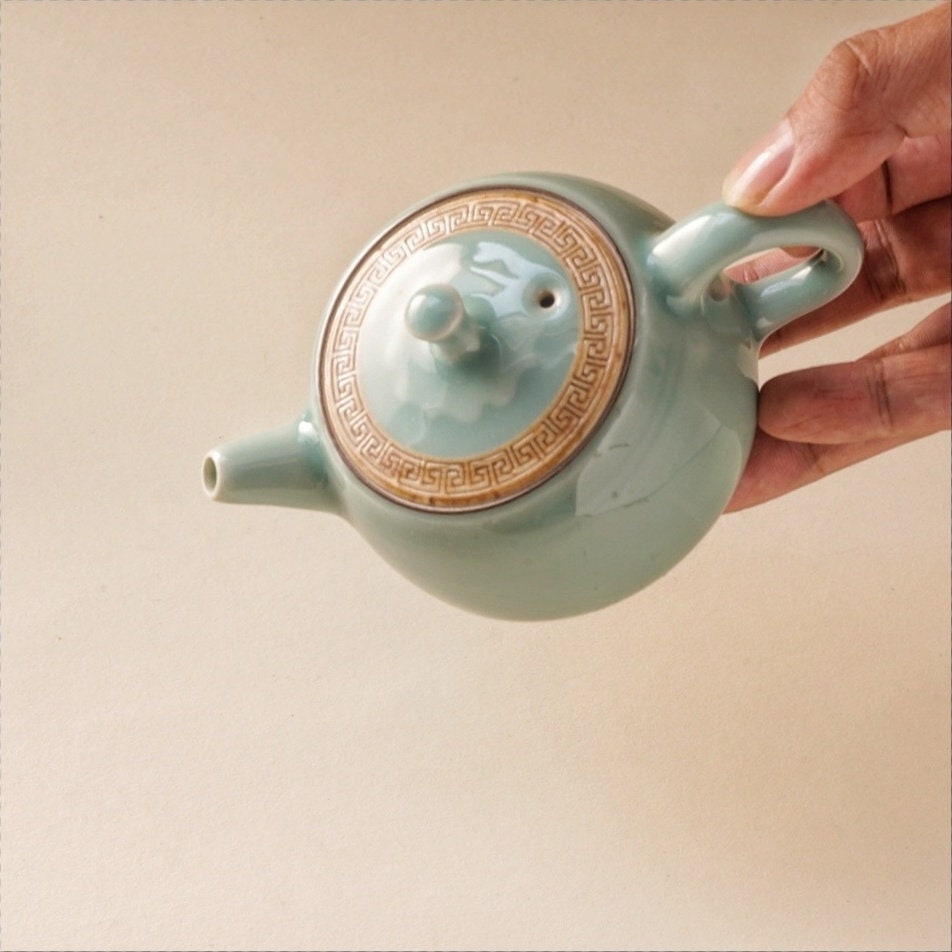 Ceramic  Porcelain Teapot|Pottery Teapot with Filter 6 OZ|Housewarming gift|Tea lovers gift|Gift for her