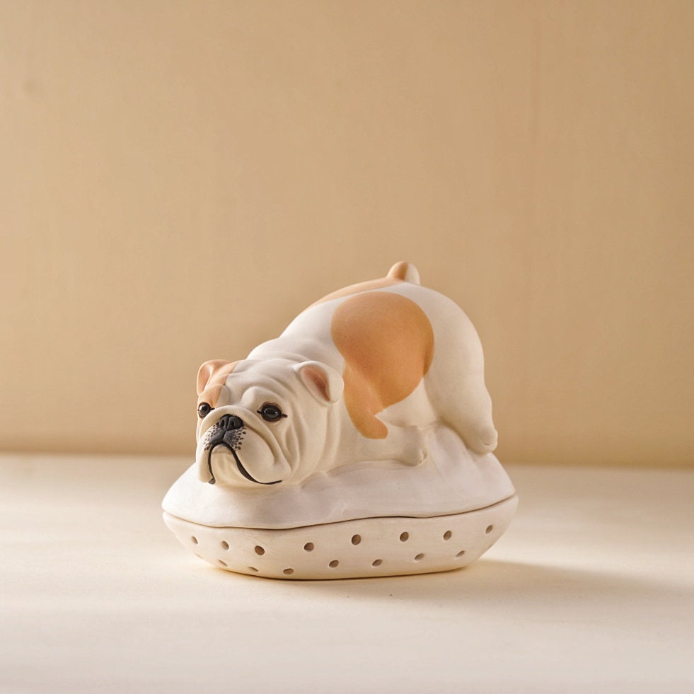 Dog Ring Holder with French Bulldog Bed  | Personalized Ring Holder |Ceramic Jewelry Tray| Engagement Gift |Dog Lover Gift