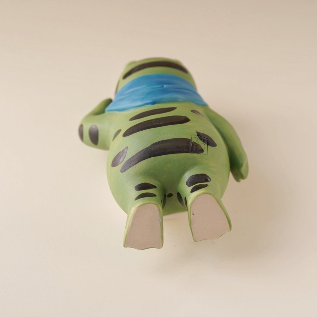 Ceramic Frog Dog Figurine| Ceramic Bulldog Sculpture Art|Cute Frog Statue|Ceramic Animal |Frenchie decor|Dog lover Gift