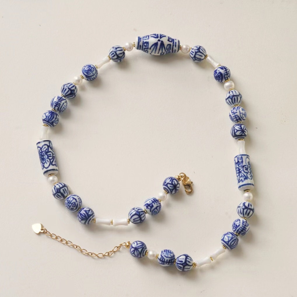 Elegant Blue and White Ceramic Choker Necklace， Delft Blue Inspired Ceramic Choker - Blue Beaded Necklace