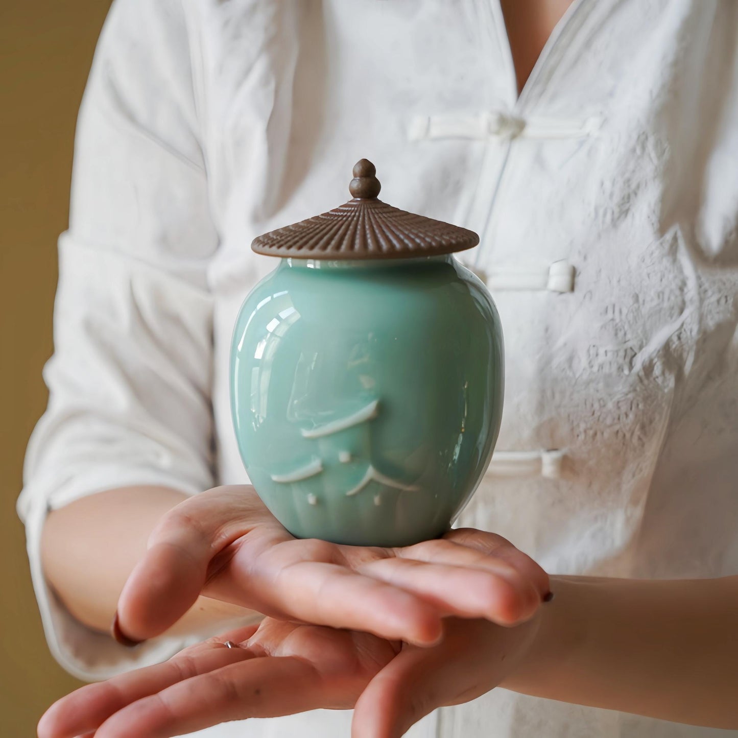 Handmade Ceramic Tea Caddy – 350ML Jar, Porcelain Tea Storage, Airtight Canister for Loose Leaf Tea, Coffee, Spices, Elegant Tea Gift